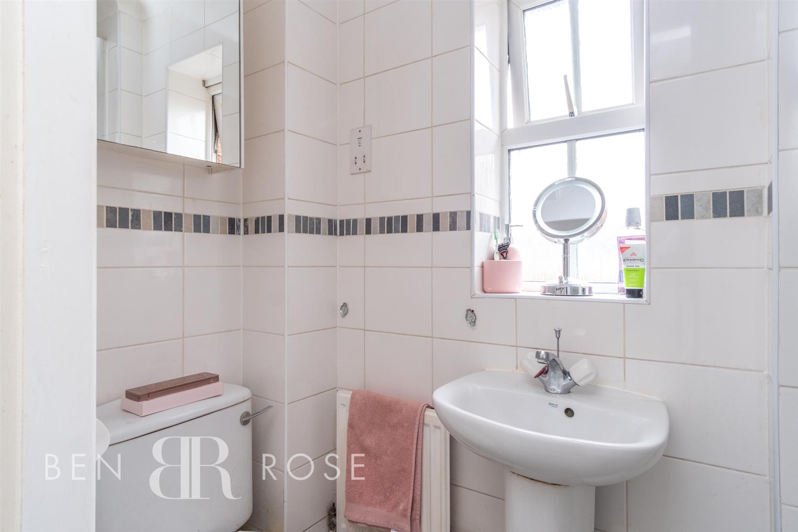 Property in Pintail Close, Leyland, Lancashire, PR26 7RY