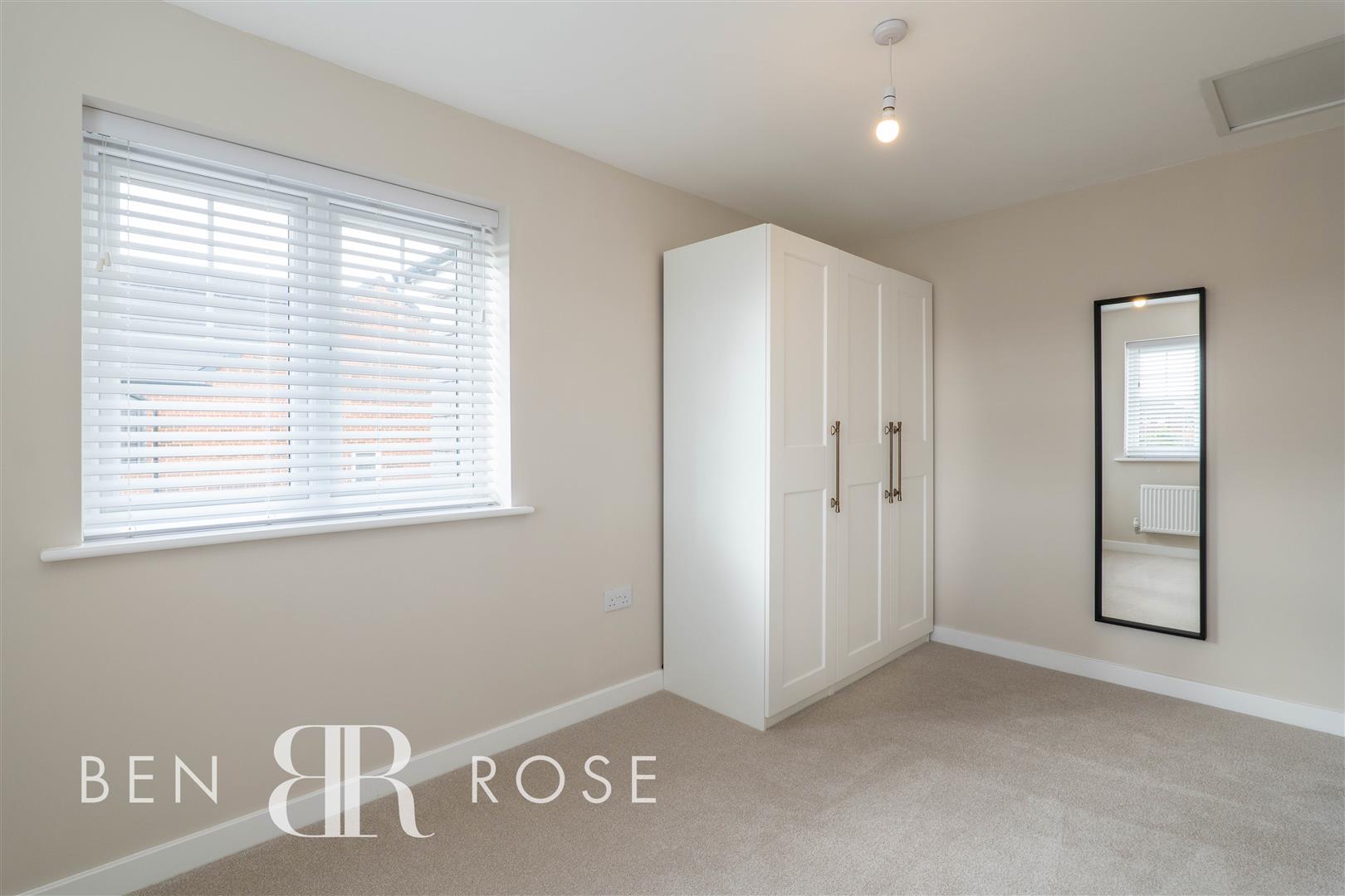 Property in Goldcrest Avenue, Farington Moss, Leyland, PR26 6AP