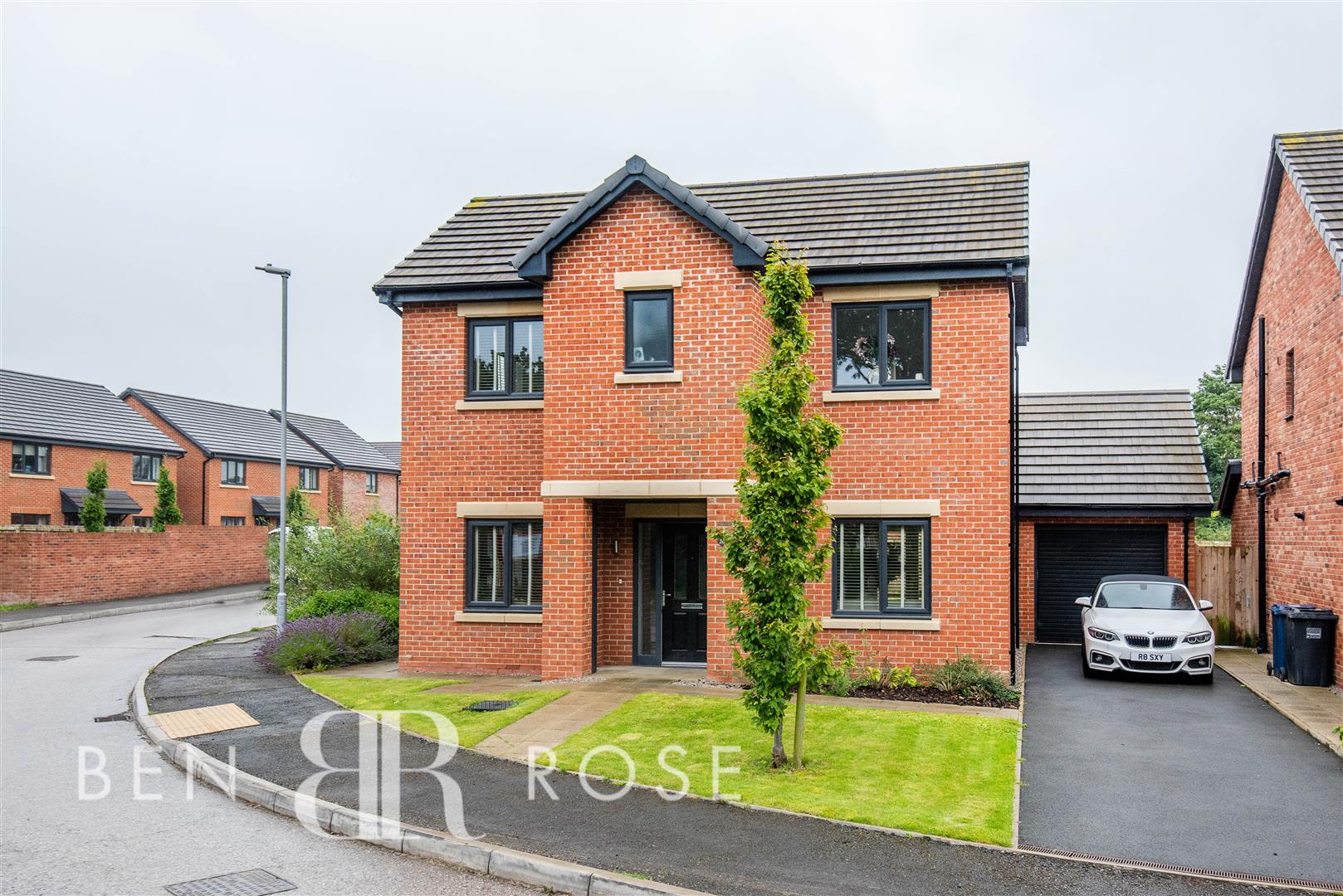 Property in Brickfield Place, Leyland, PR25 1FA