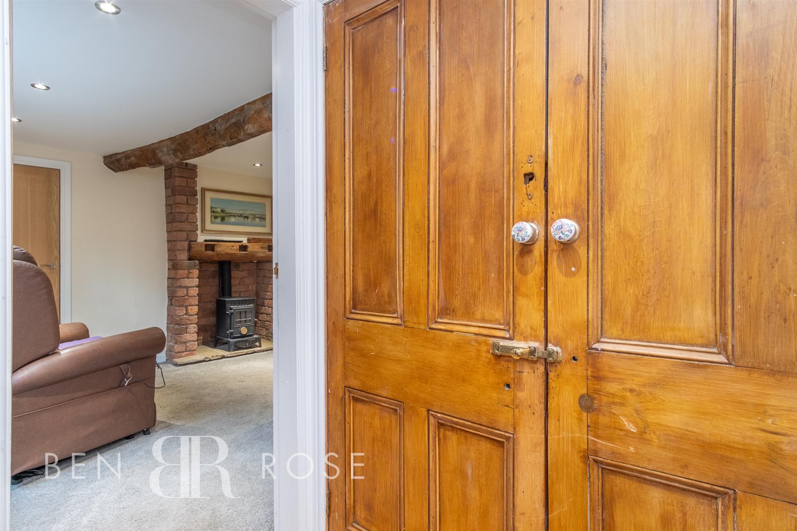 Property in Heald House Road, Leyland, PR25 4JA