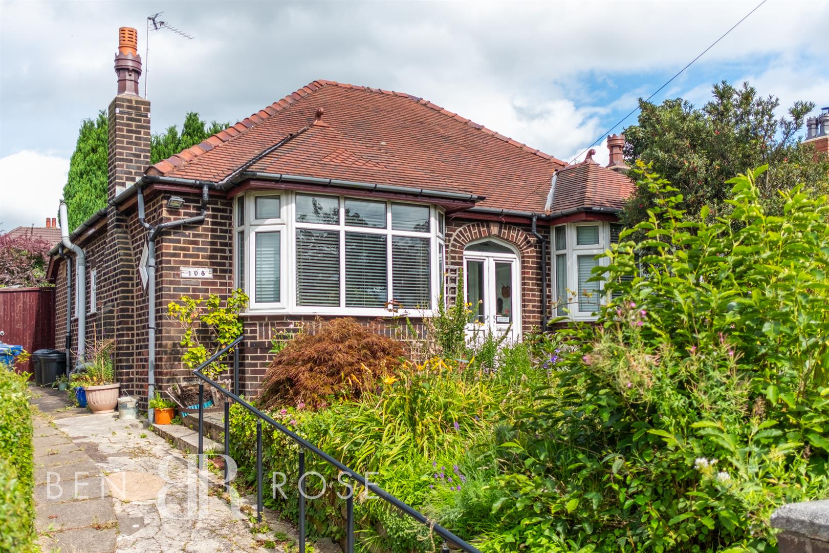 Property in Bent Lane, Leyland, PR25 4HR