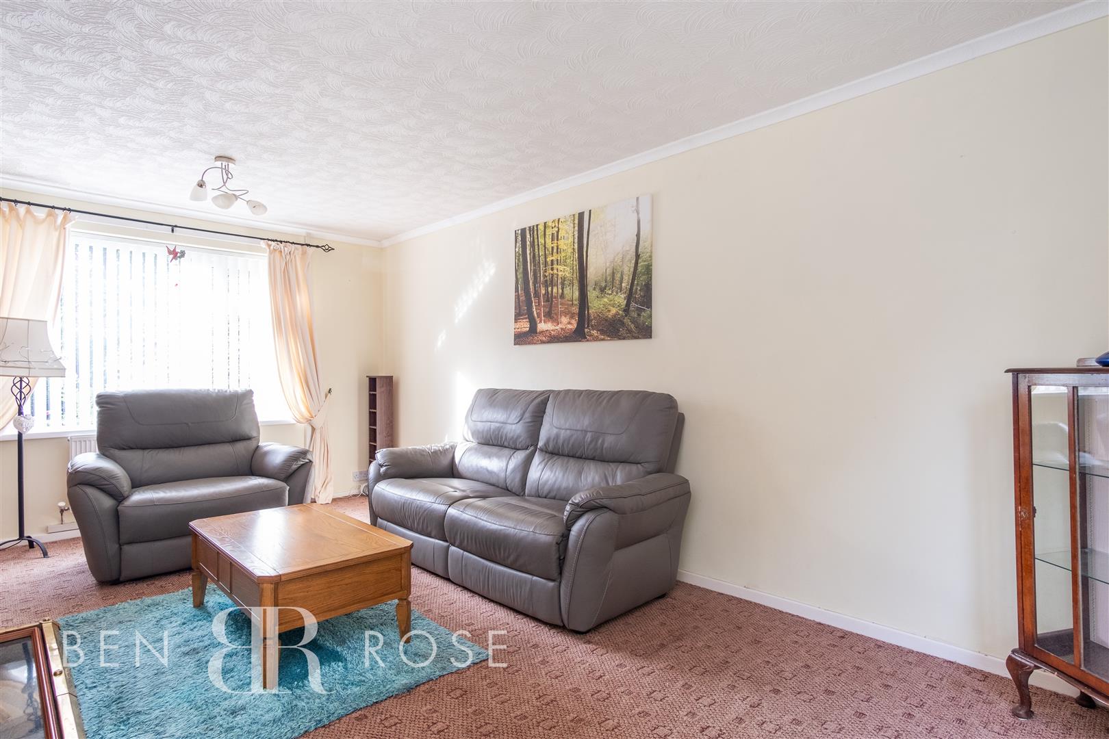 Property in High Green, Leyland, PR25 2DH