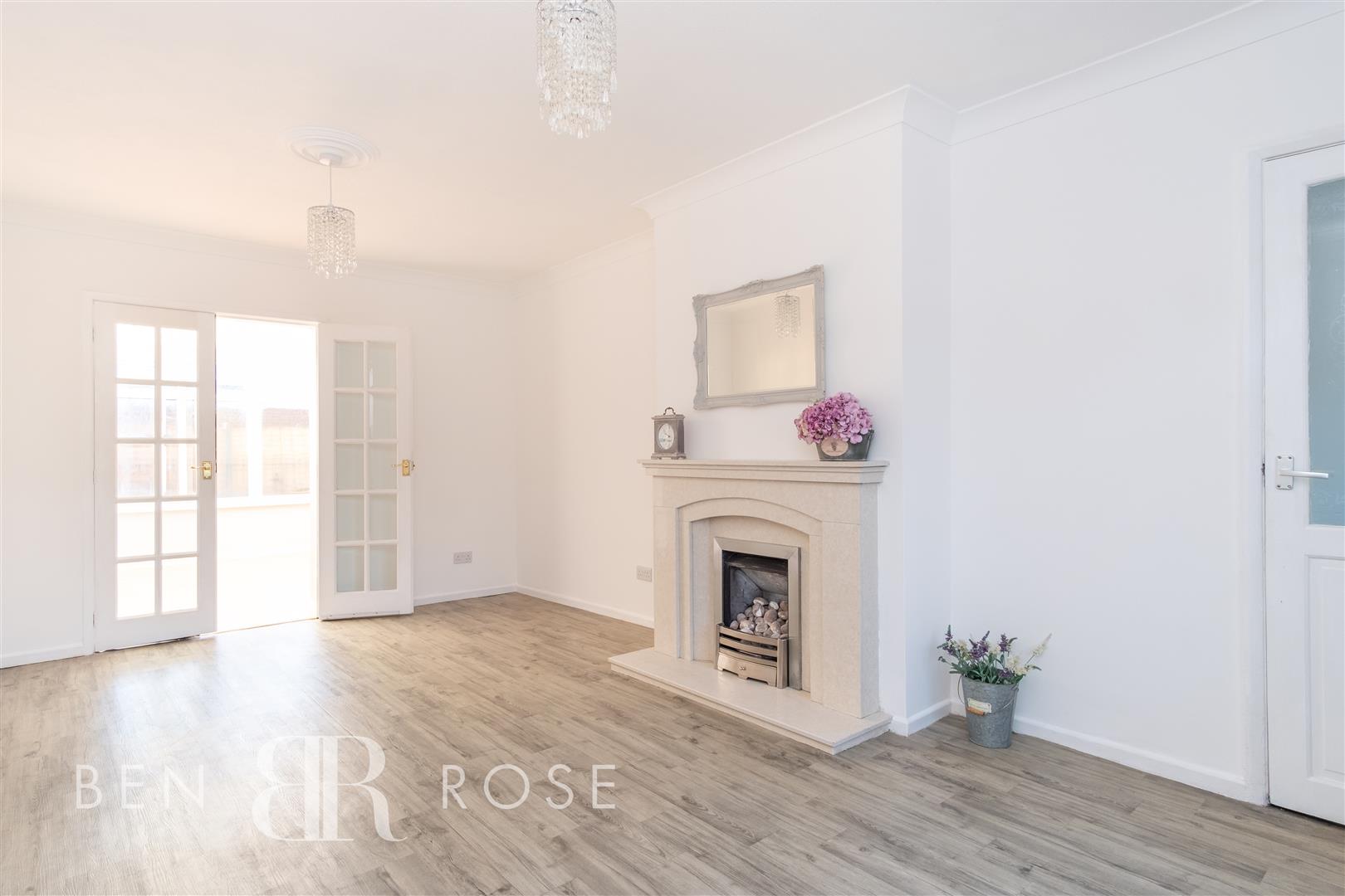 Property in Broadfield Drive, Leyland, PR25 1QN