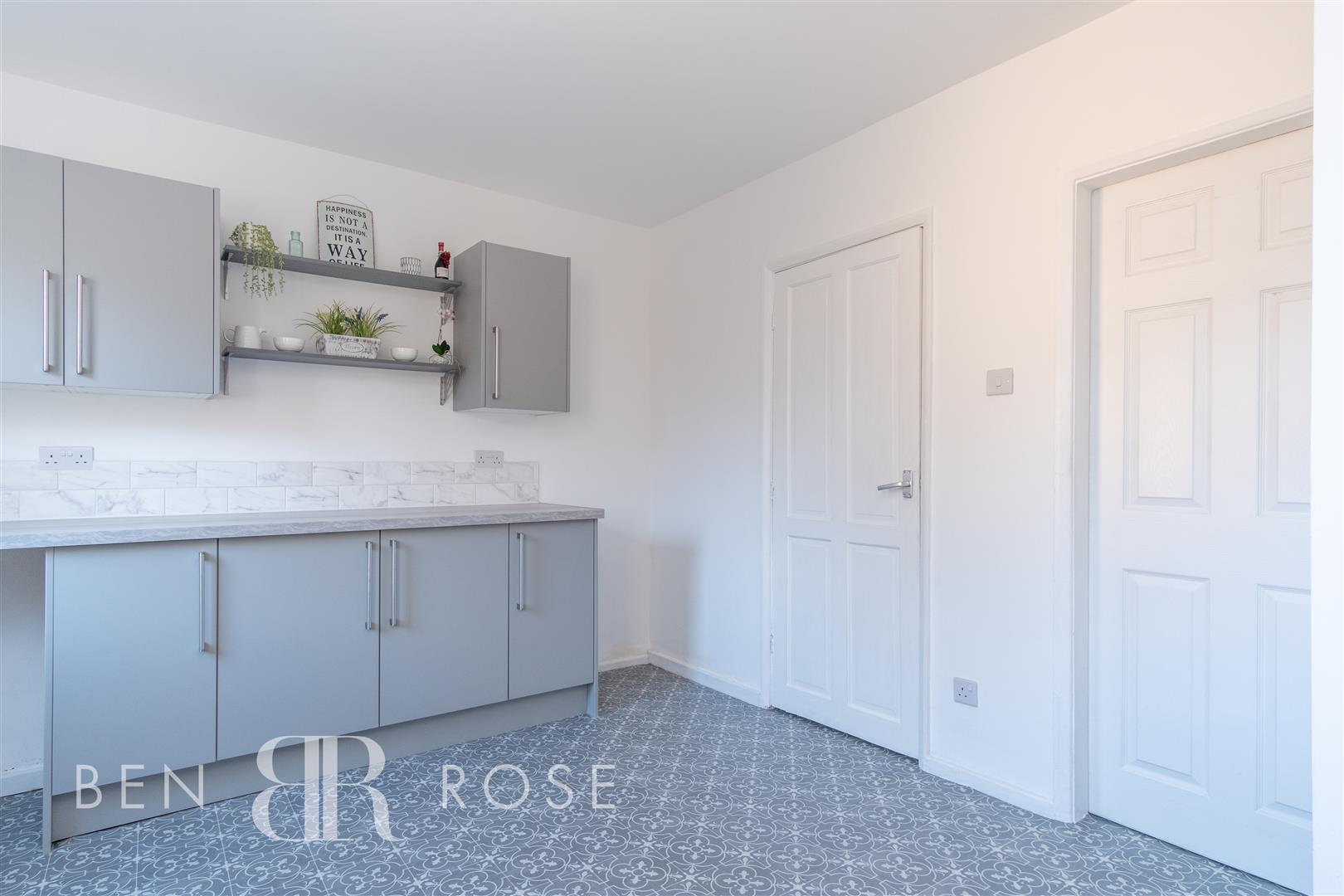 Property in Broadfield Drive, Leyland, PR25 1QN