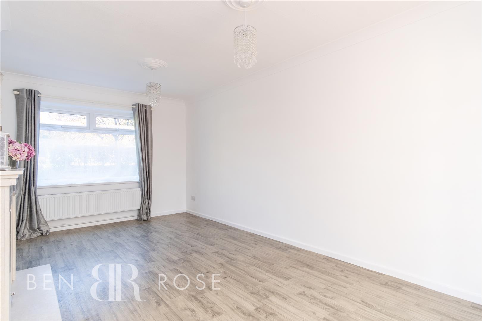 Property in Broadfield Drive, Leyland, PR25 1QN