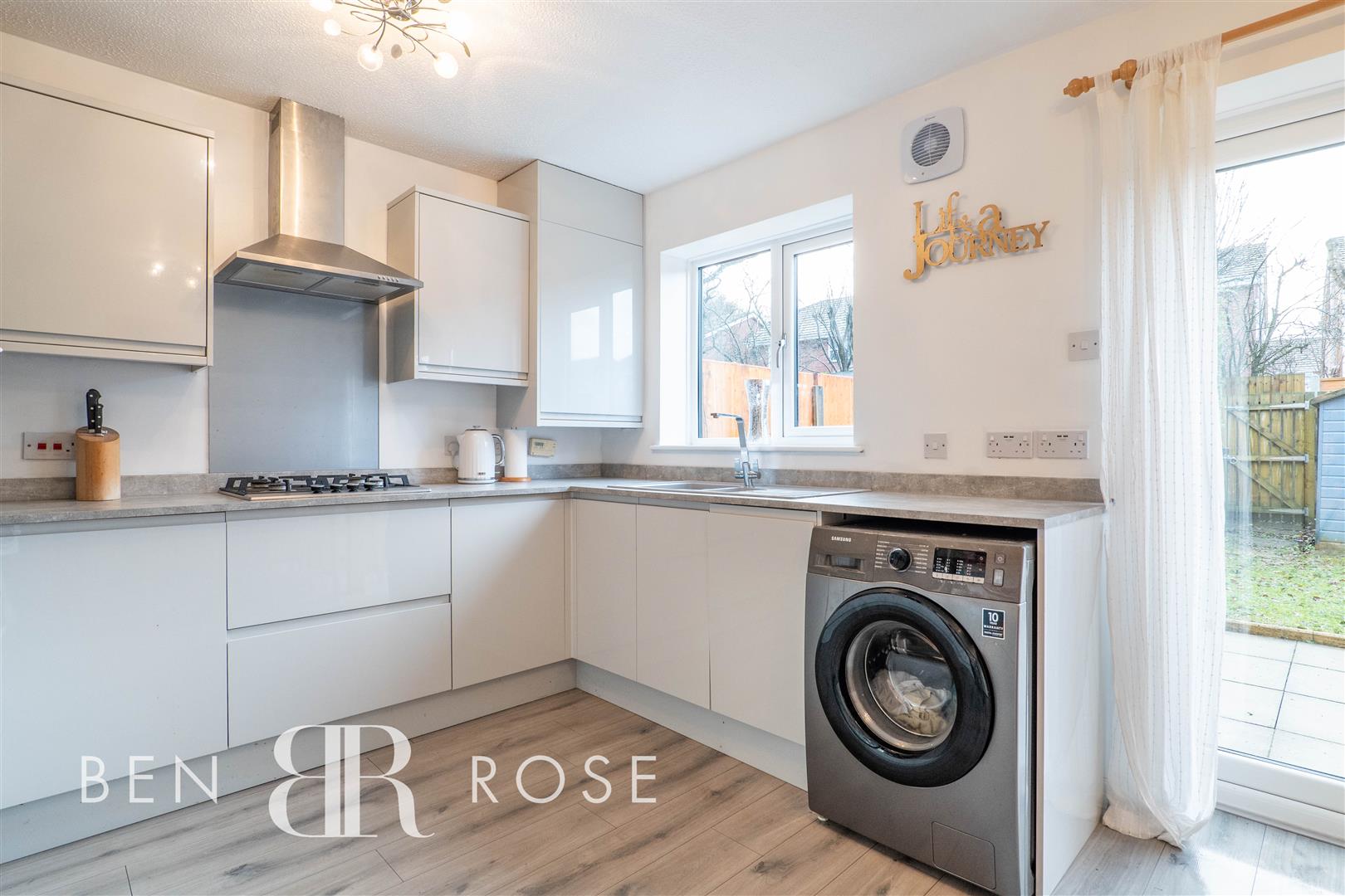 Property in Summerfield, Leyland, PR25 3ZG