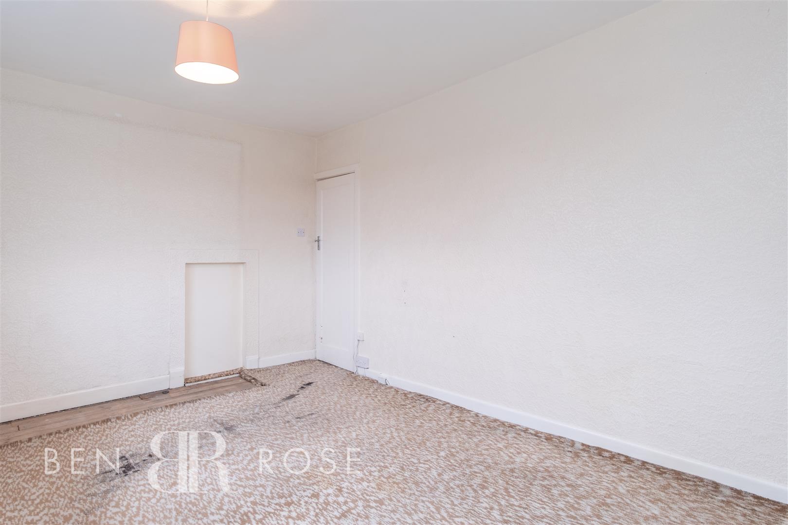 Property in Canberra Road, Leyland, PR25 3ET