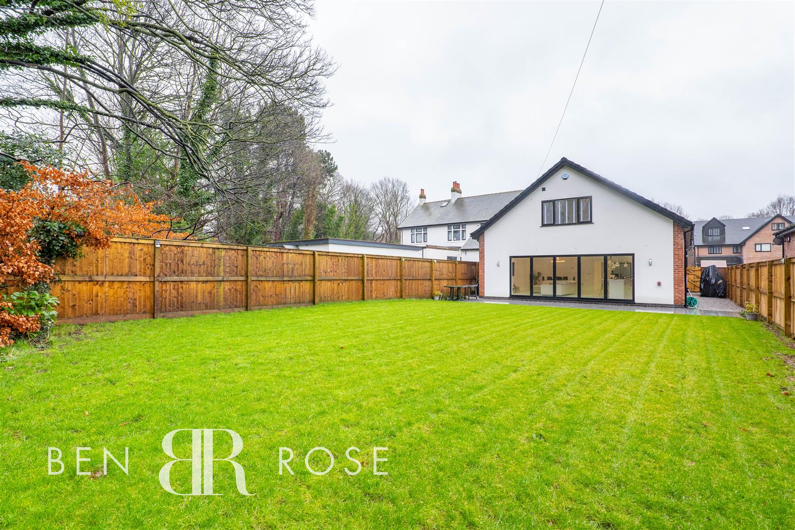 Property in Broadfield Drive, Leyland, PR25 1LH