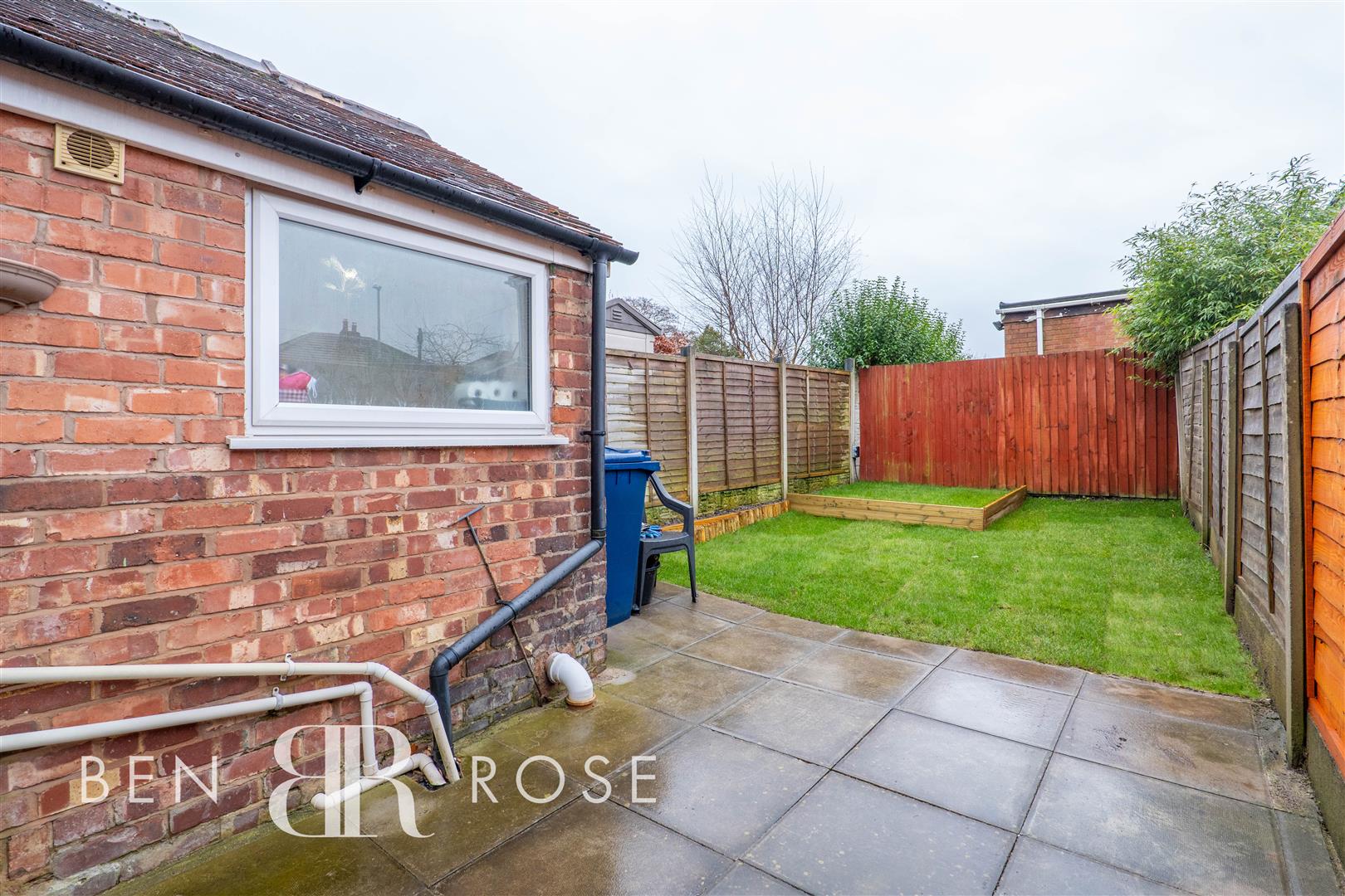 Property in Ryden Avenue, Leyland, PR25 4ZL