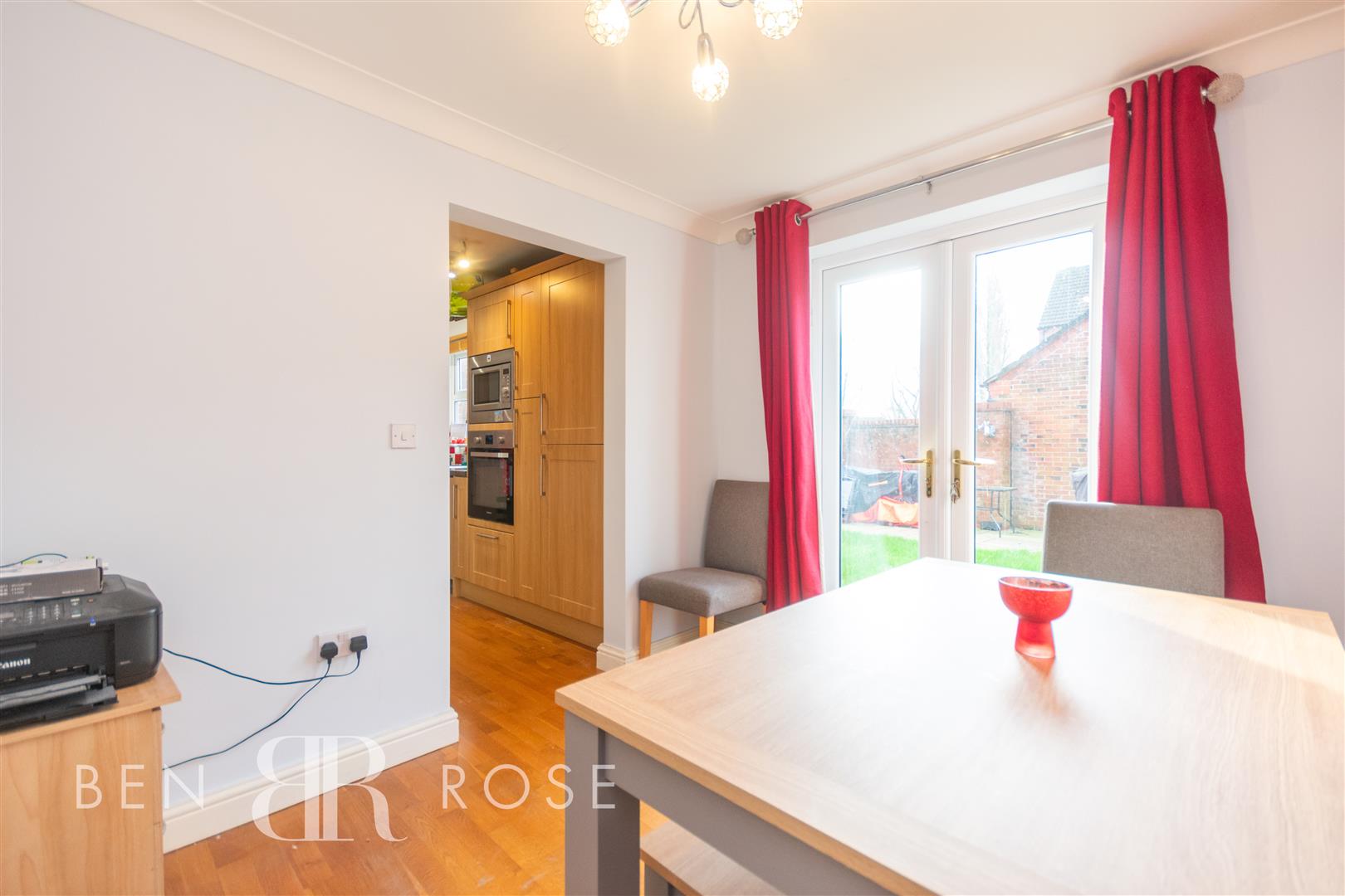 Property in Great Park Drive, Leyland, PR25 3UP