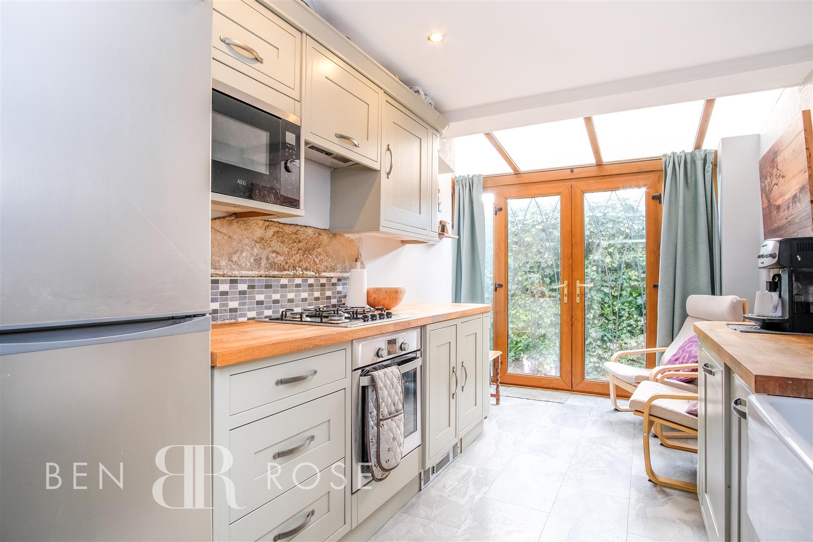 Property in Fox Lane, Leyland, PR25 1HA