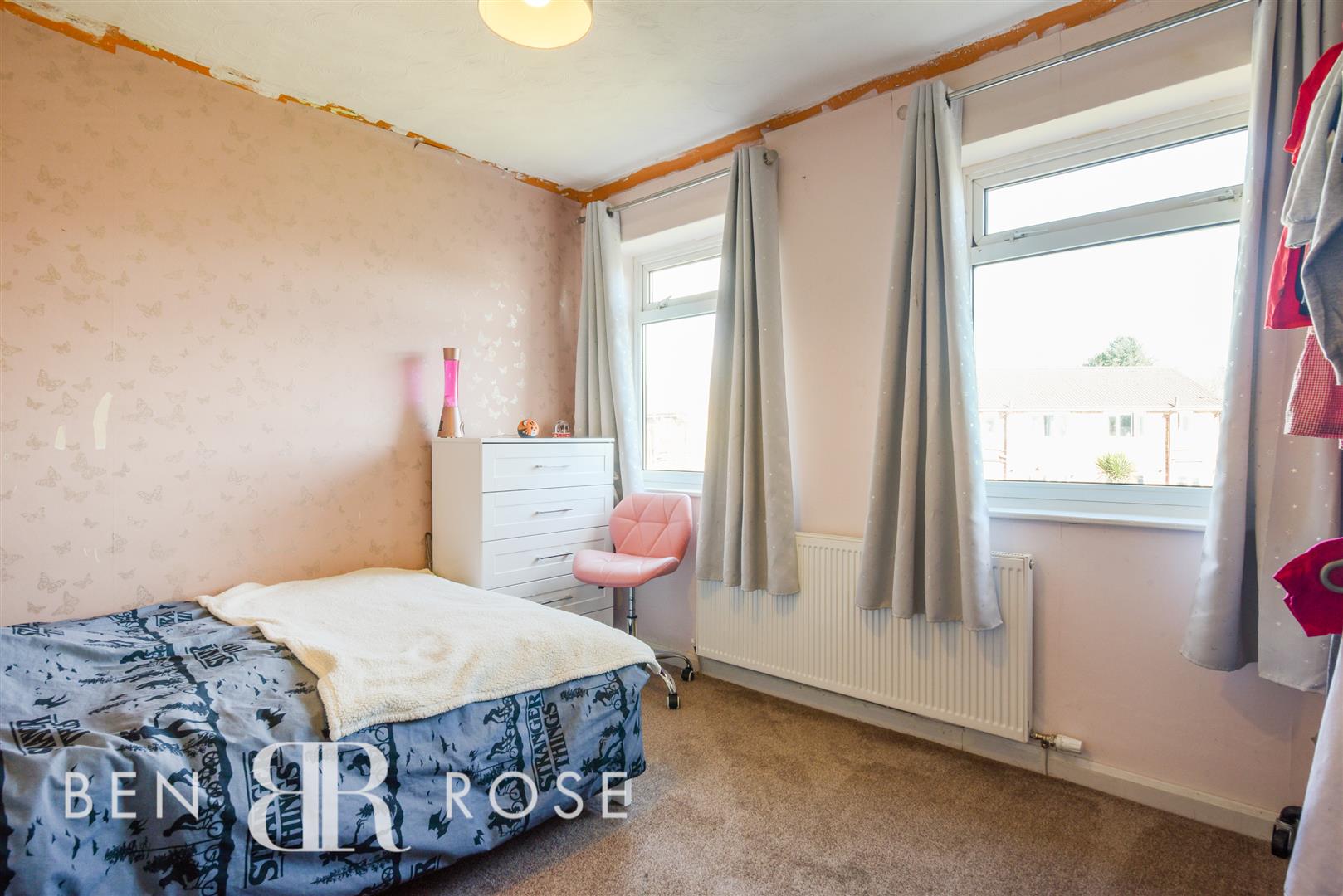 Property in Broadfield Drive, Leyland, PR25 1QL