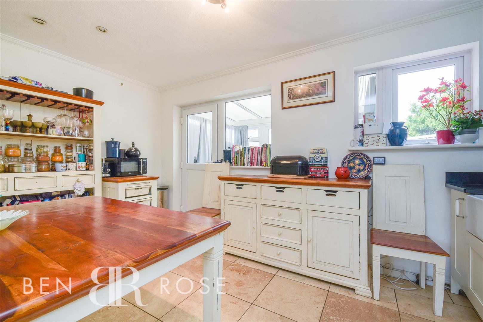 Property in Nookfield, Leyland, Lancashire, PR26 7YB