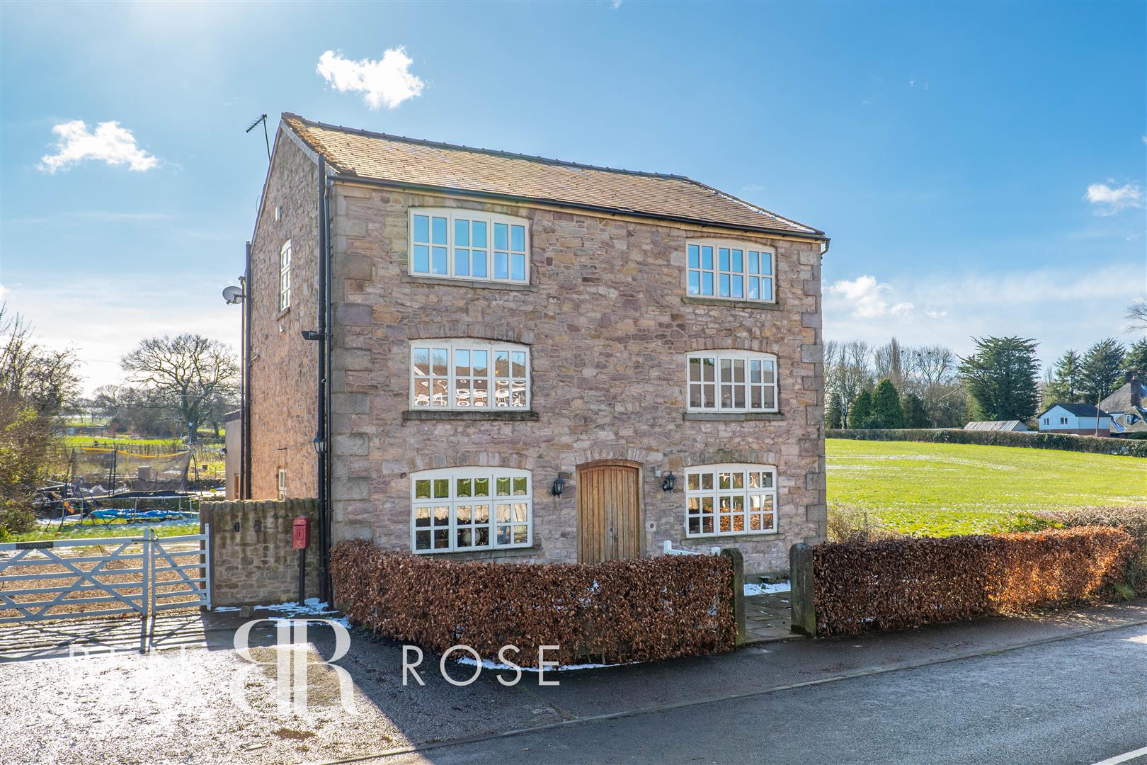 Property in Station Road, Hoghton, Preston, Lancashire, PR5 0SR