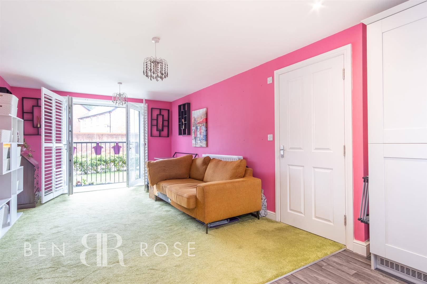 Property in Copper Beech Lane, Cottam, Preston, PR4 0EH