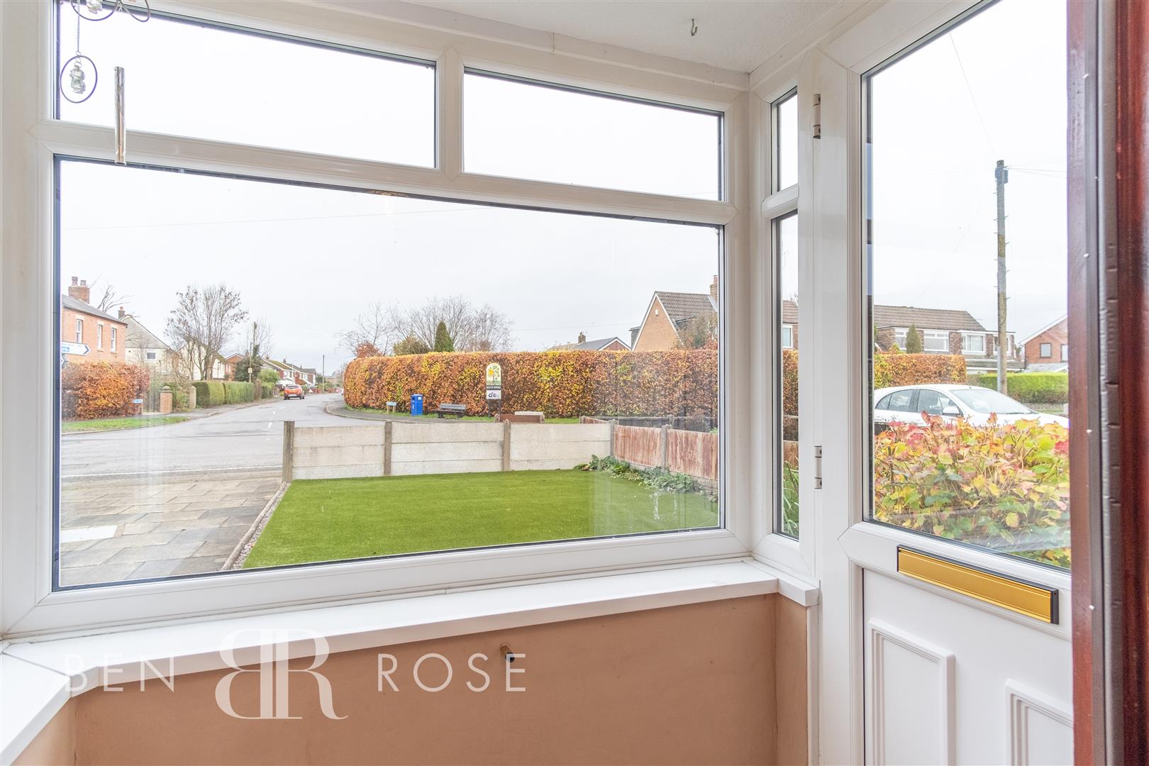 Property in Moss House Lane, Much Hoole, Preston, PR4 4TD