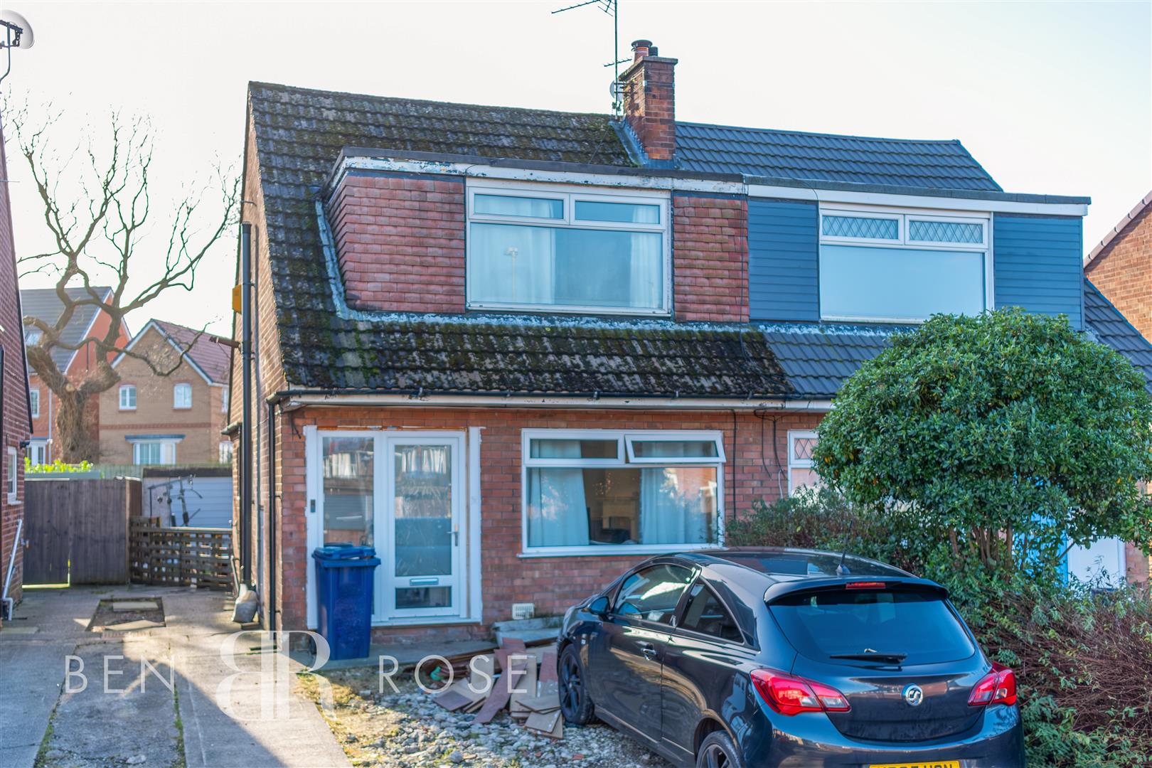 Property in Stockdale Crescent, Bamber Bridge, Preston, PR5 6NB