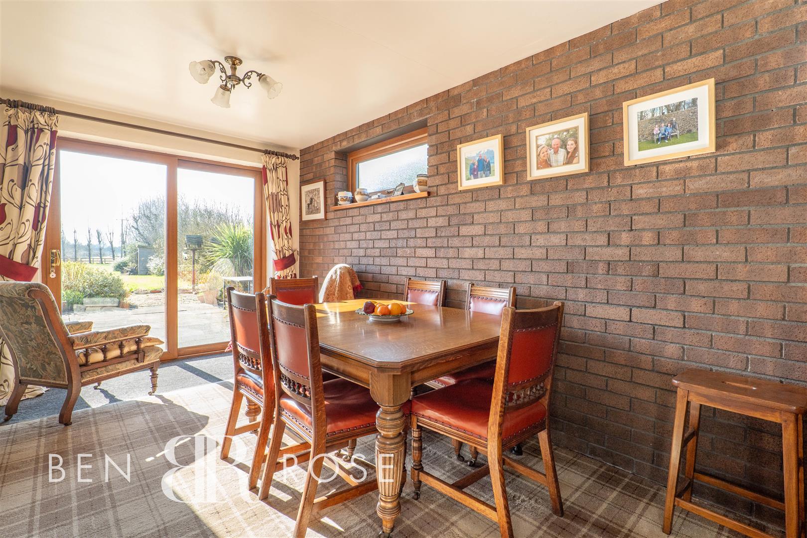 Property in Chapel Road, Hesketh Bank, Preston, PR4 6RY