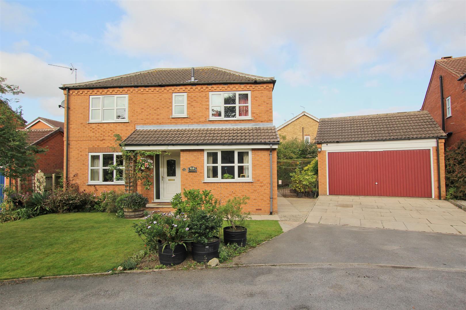 Property in Rowan Avenue, Beverley, HU17
