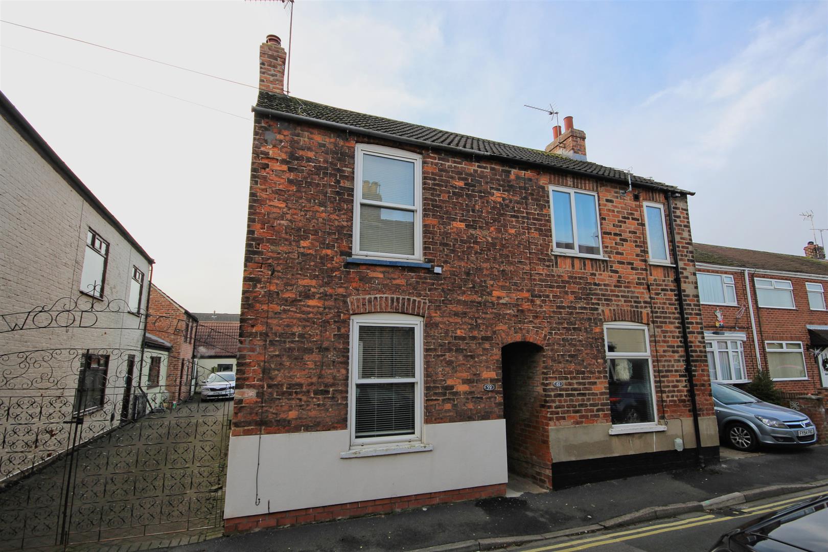 Property in Norwood Grove, Beverley, HU17