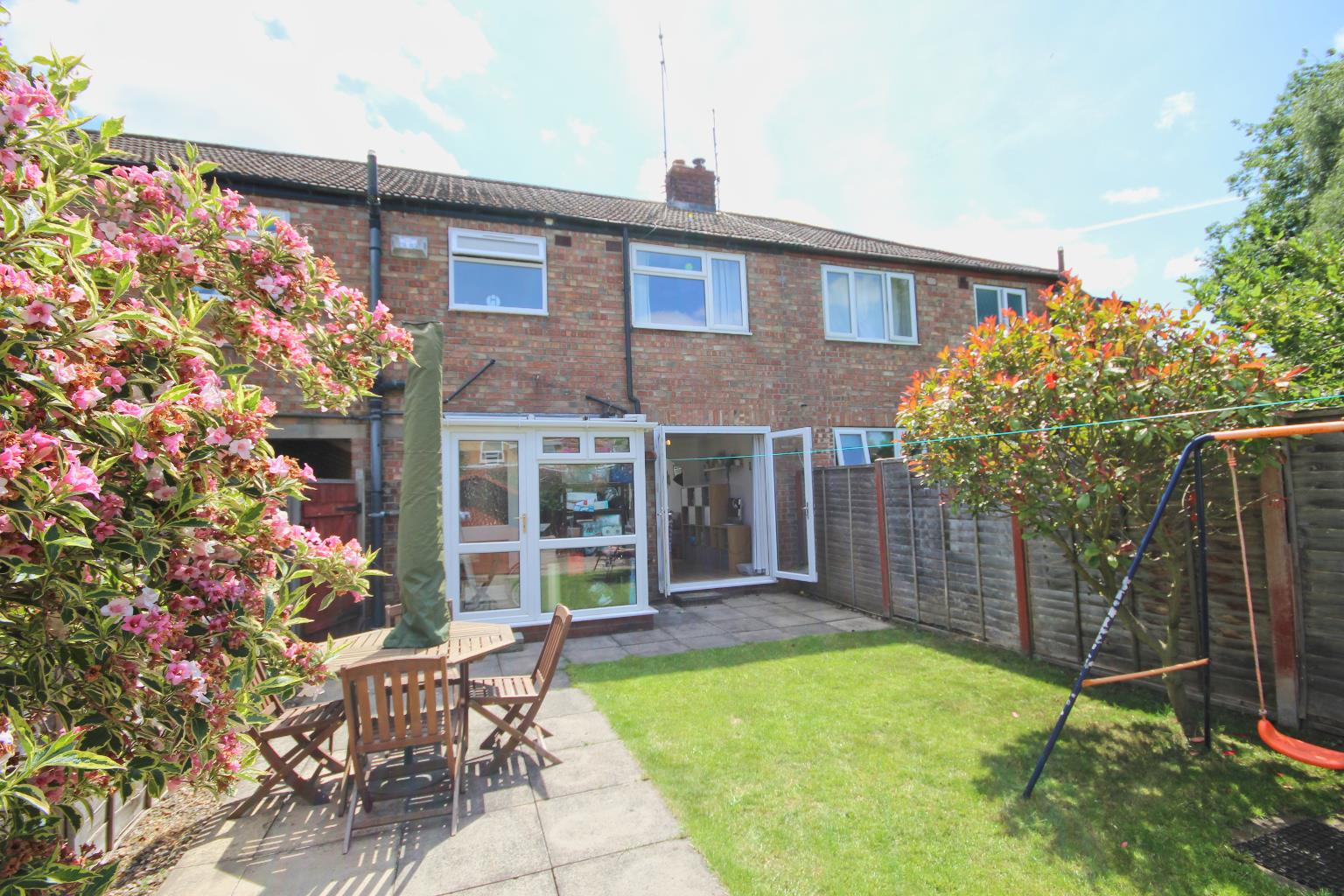 Property in Norwood Grove, Beverley, HU17