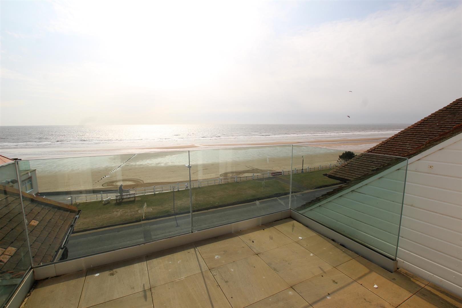 Property in Belvedere Parade, Bridlington, YO15