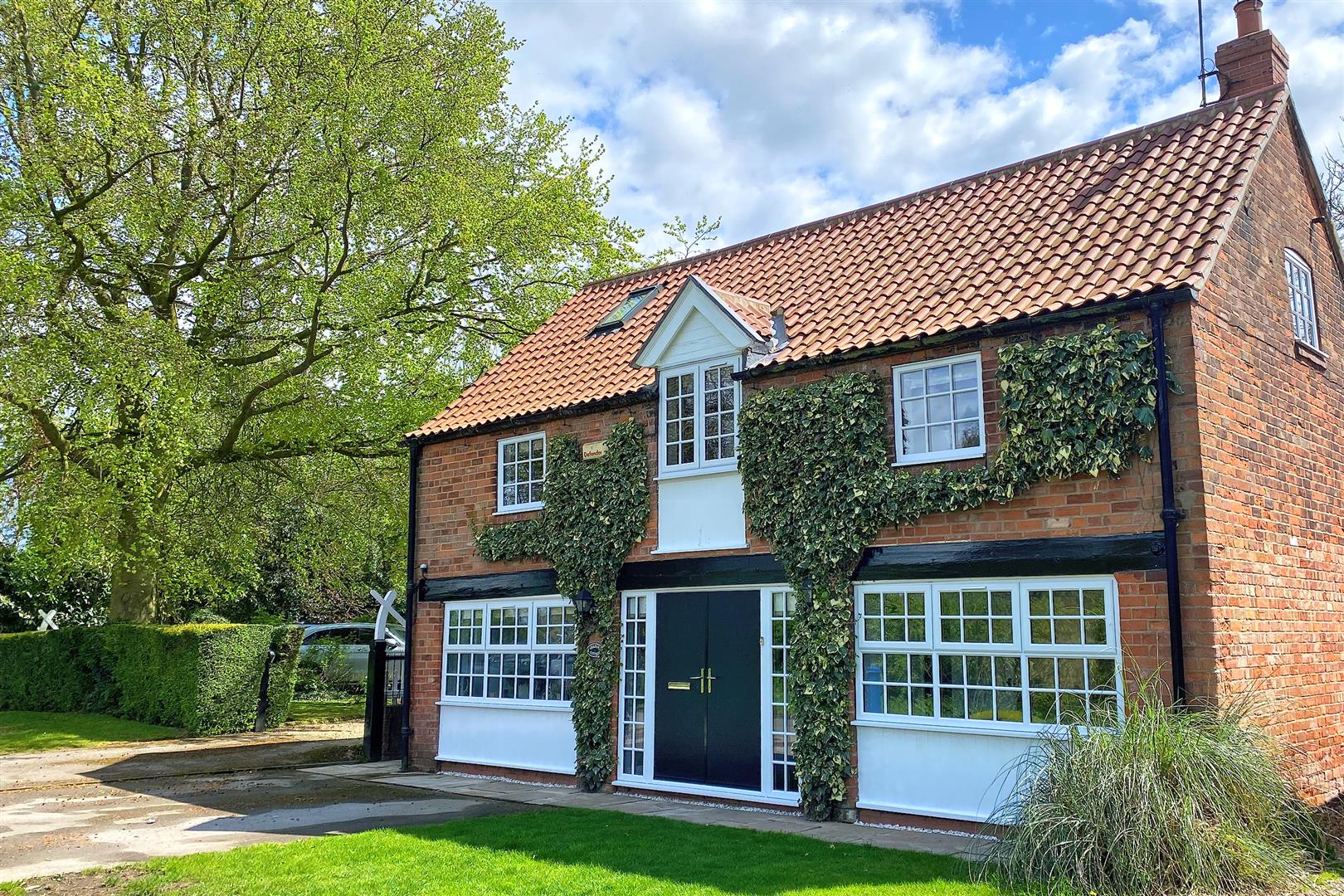 Property in Mill Lane, Burton, HU17