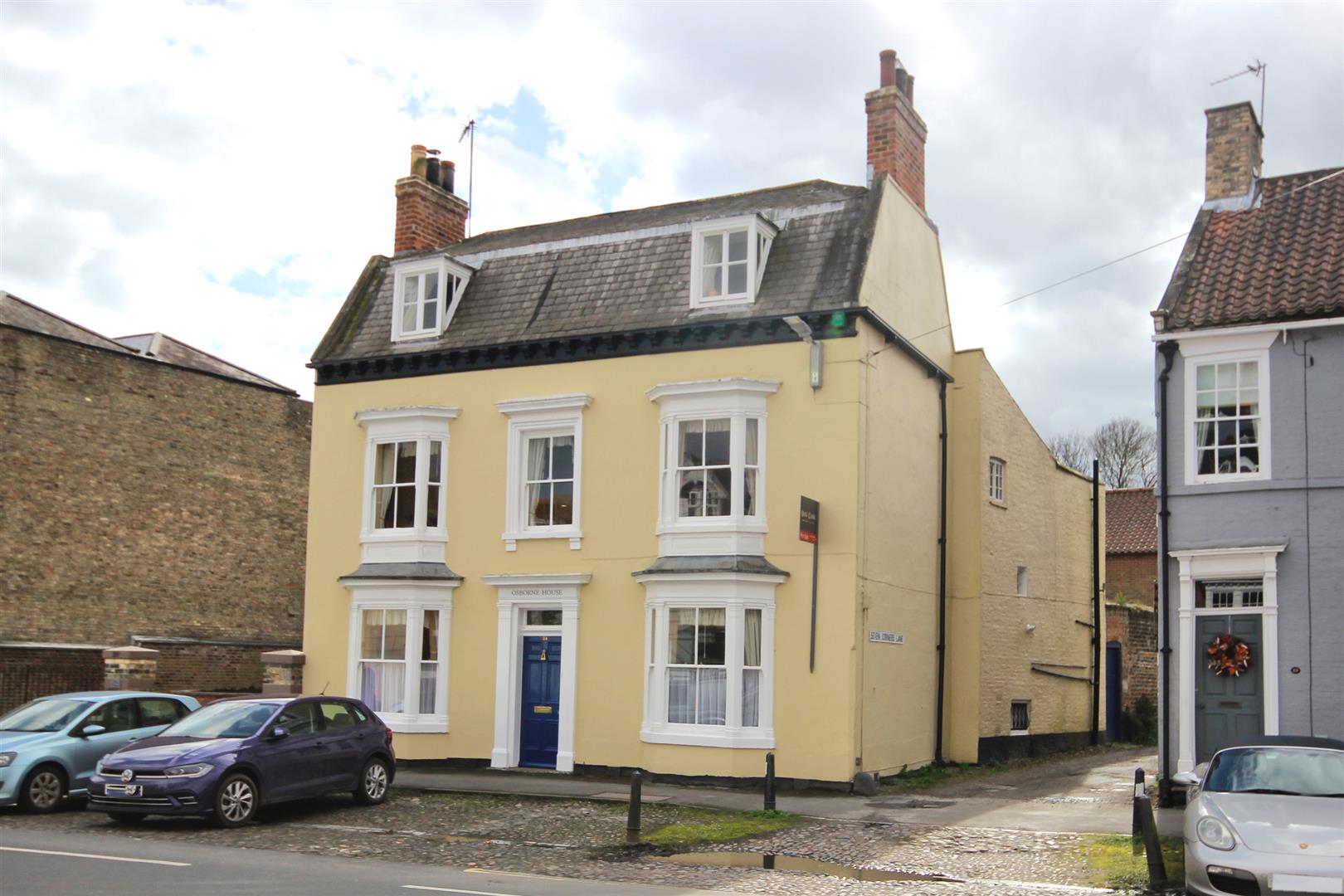 Property in North Bar Without, Beverley, HU17