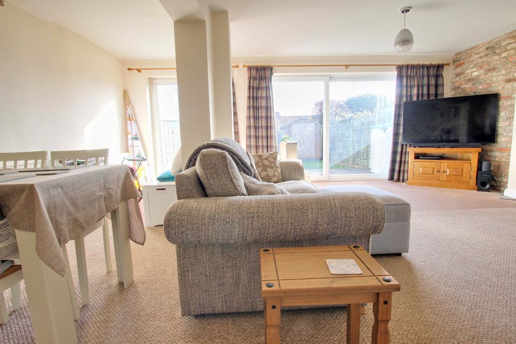 Property in Normandy Avenue, Beverley, HU17