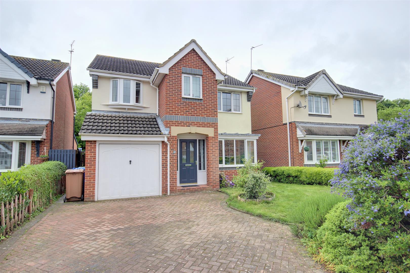 Property in Rowan Avenue, Beverley, HU17
