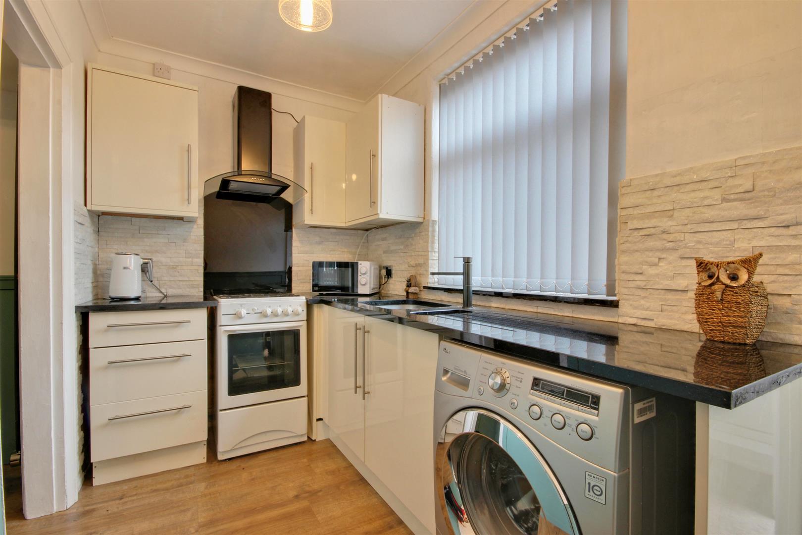 Property in Huntley Drive, Hull, HU5