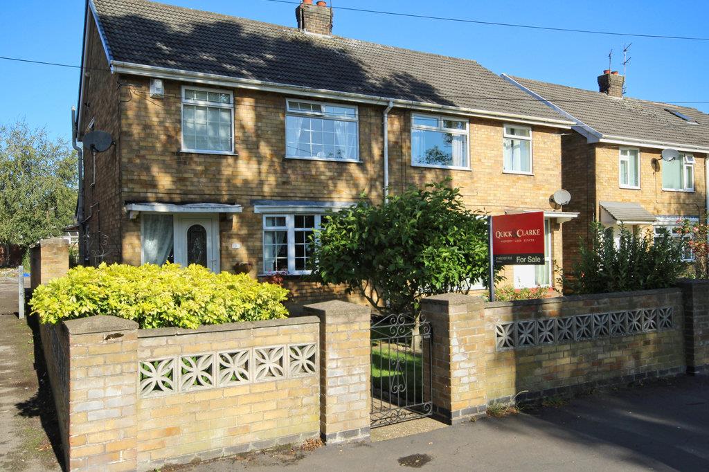 Property in The Parkway, Willerby, HU10