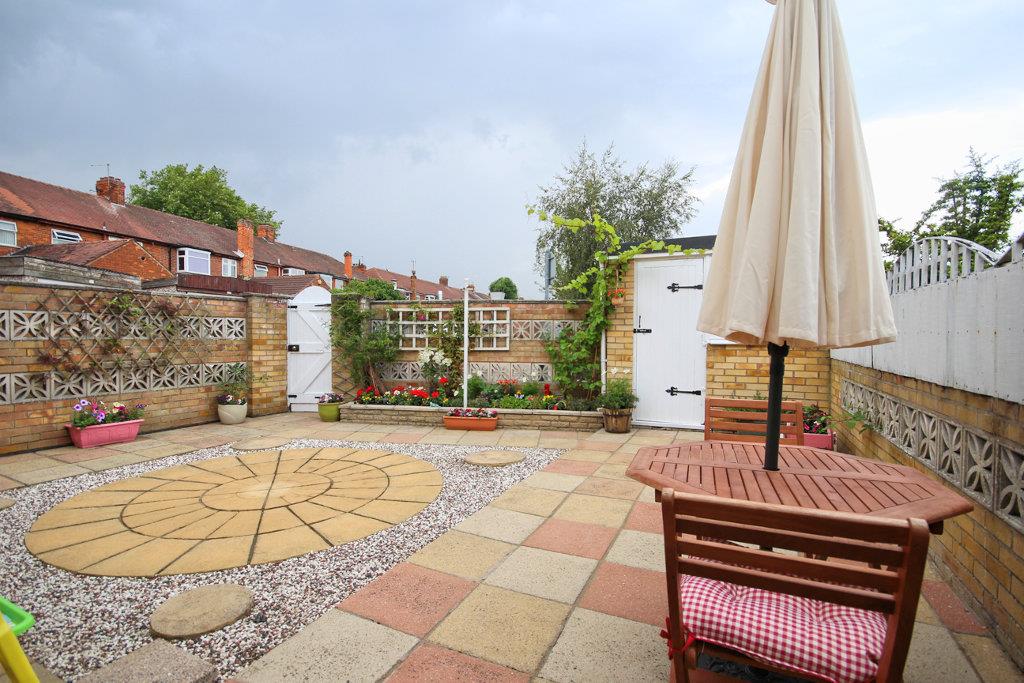 Property in The Parkway, Willerby, HU10