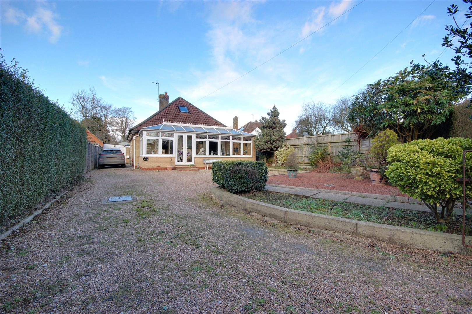 Property in Beverley Road, South Cave, HU15