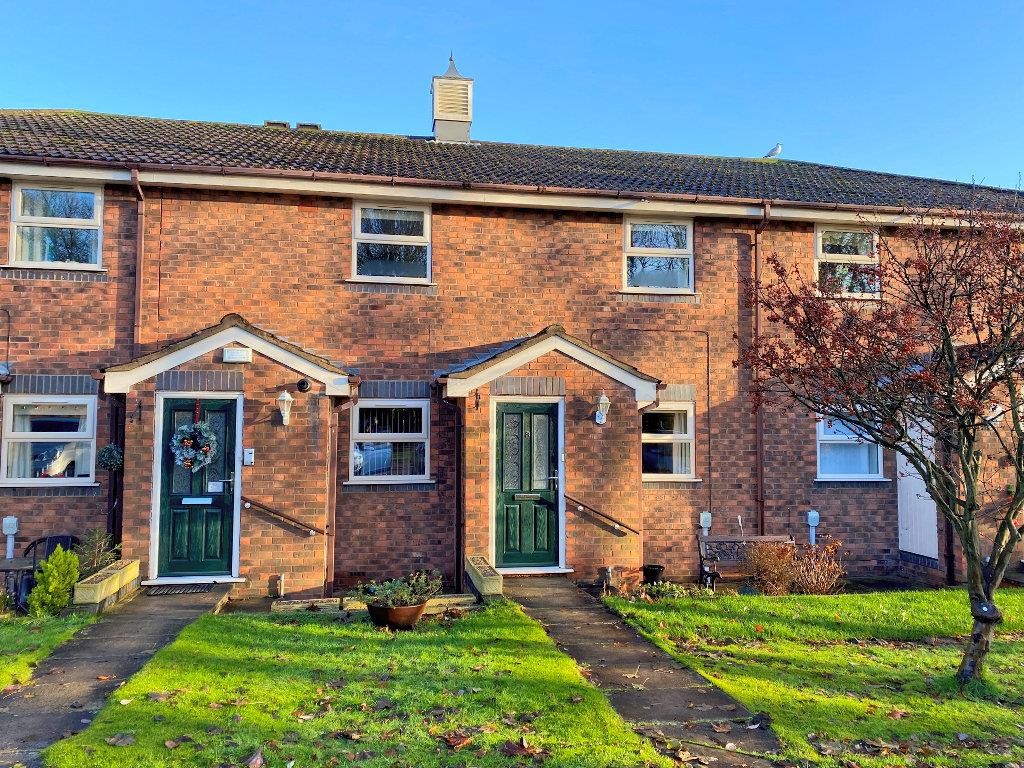 Property in Beverley Road, Willerby, HU10