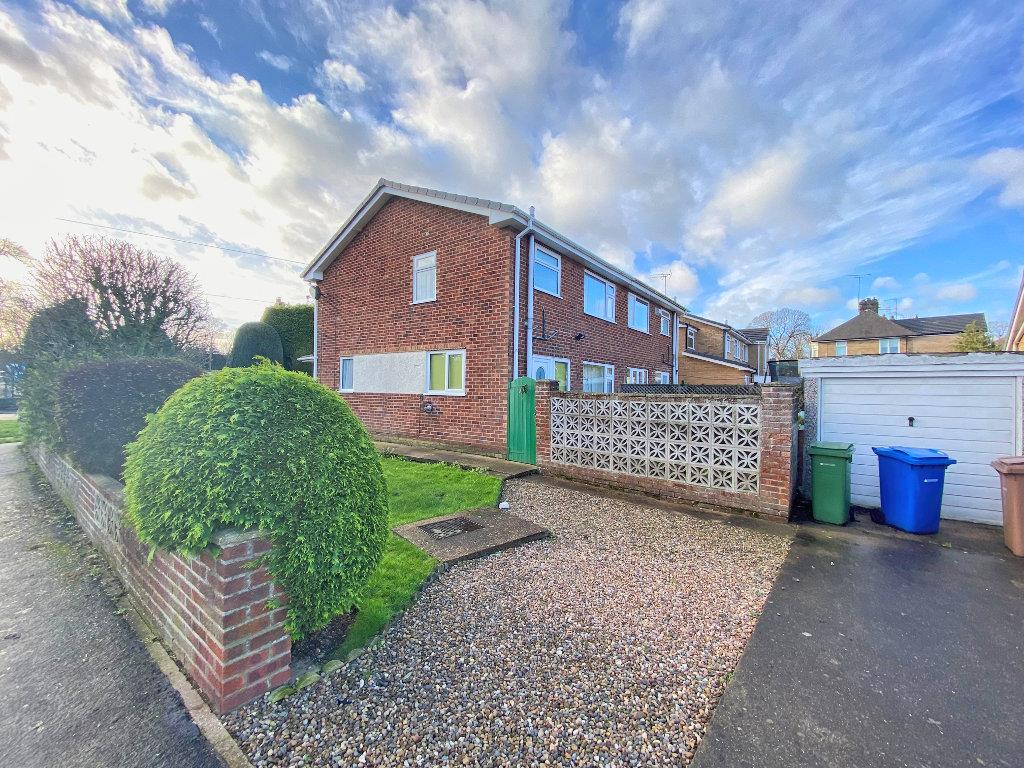 Property in Well Lane, Willerby, HU10