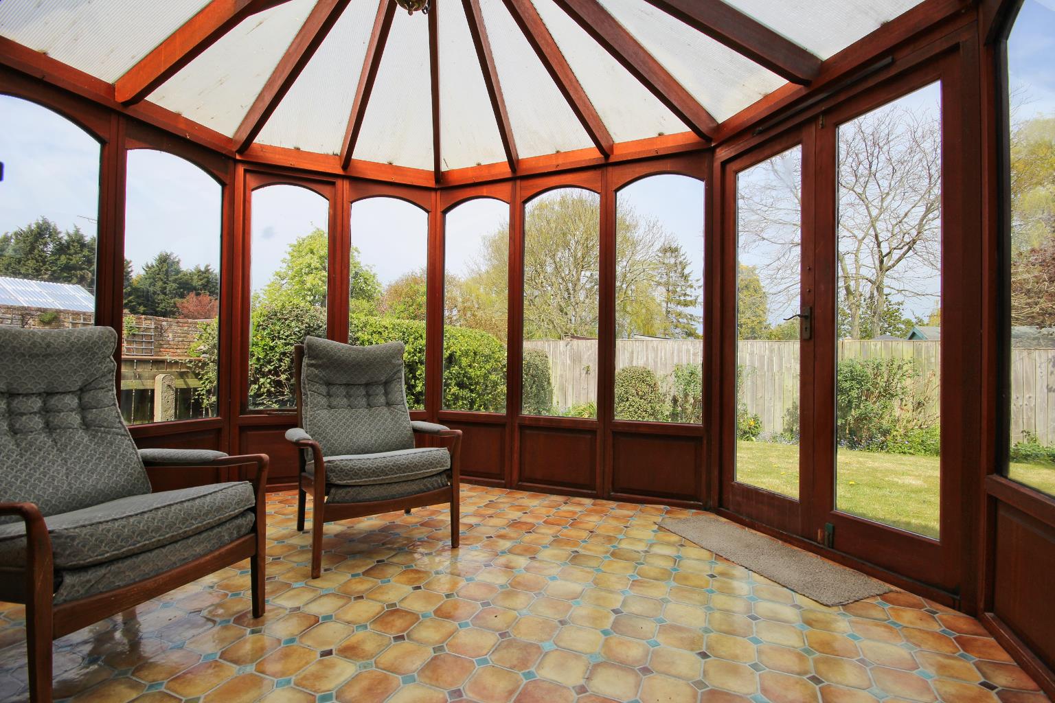 Property in New Village Road, Cottingham, HU16