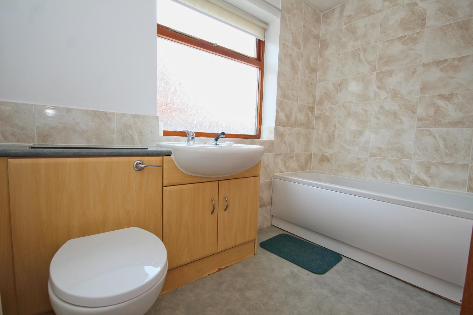 Property in New Village Road, Cottingham, HU16