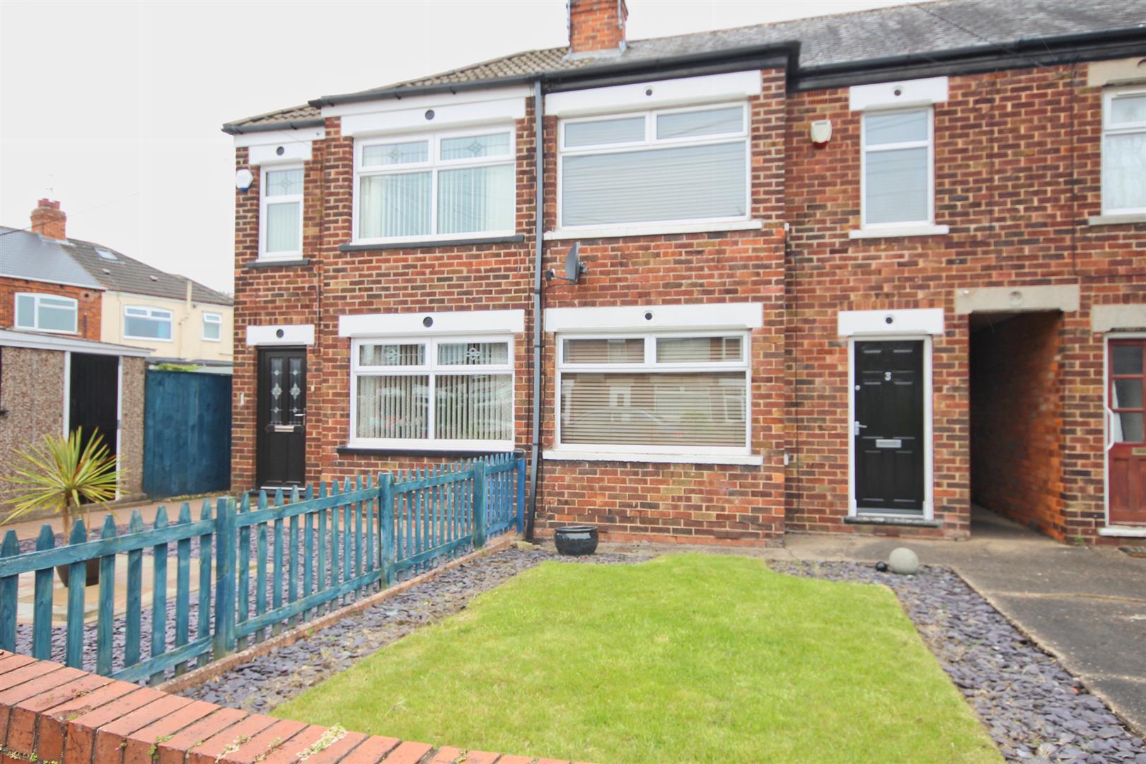 Property in Brockenhurst Avenue, Cottingham, HU16