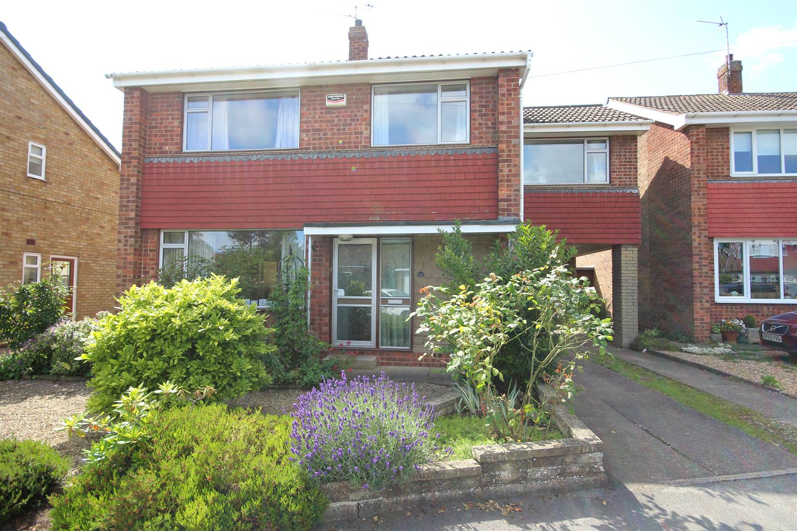 Property in Beechdale, Cottingham, HU16