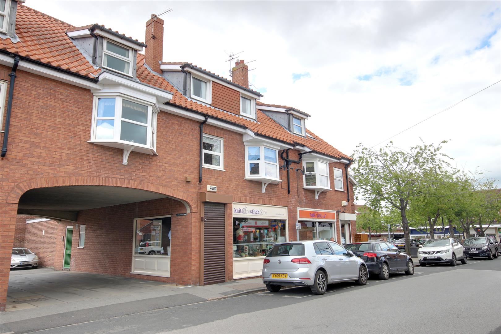 Property in Finkle Street, Cottingham, HU16