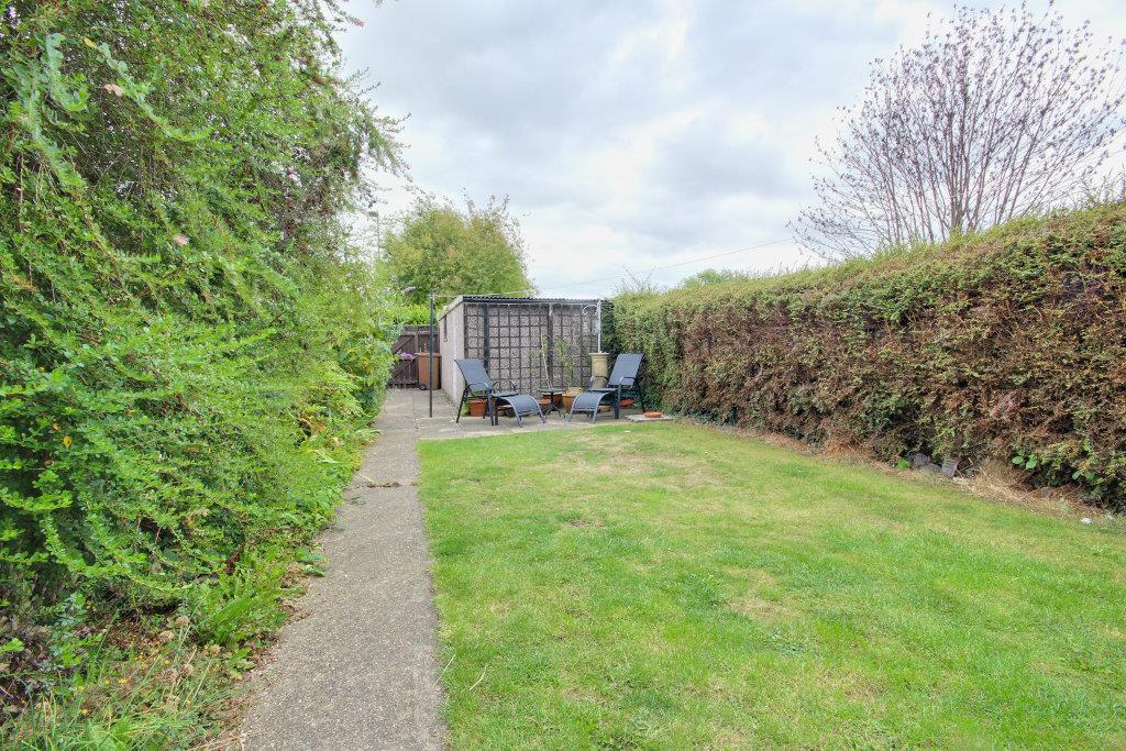 Property in Park Lane, Cottingham, HU16