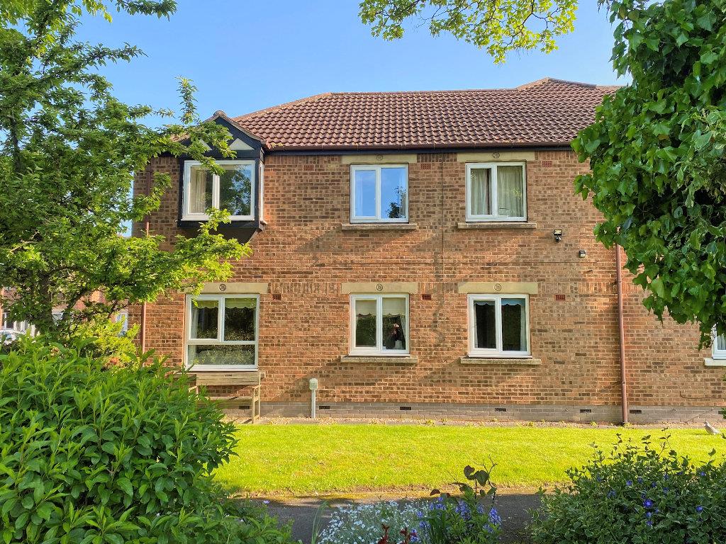 Property in Crescent Street, Cottingham, HU16