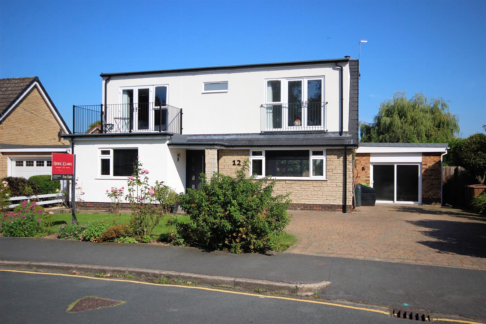 Property in The Dales, Cottingham, HU16