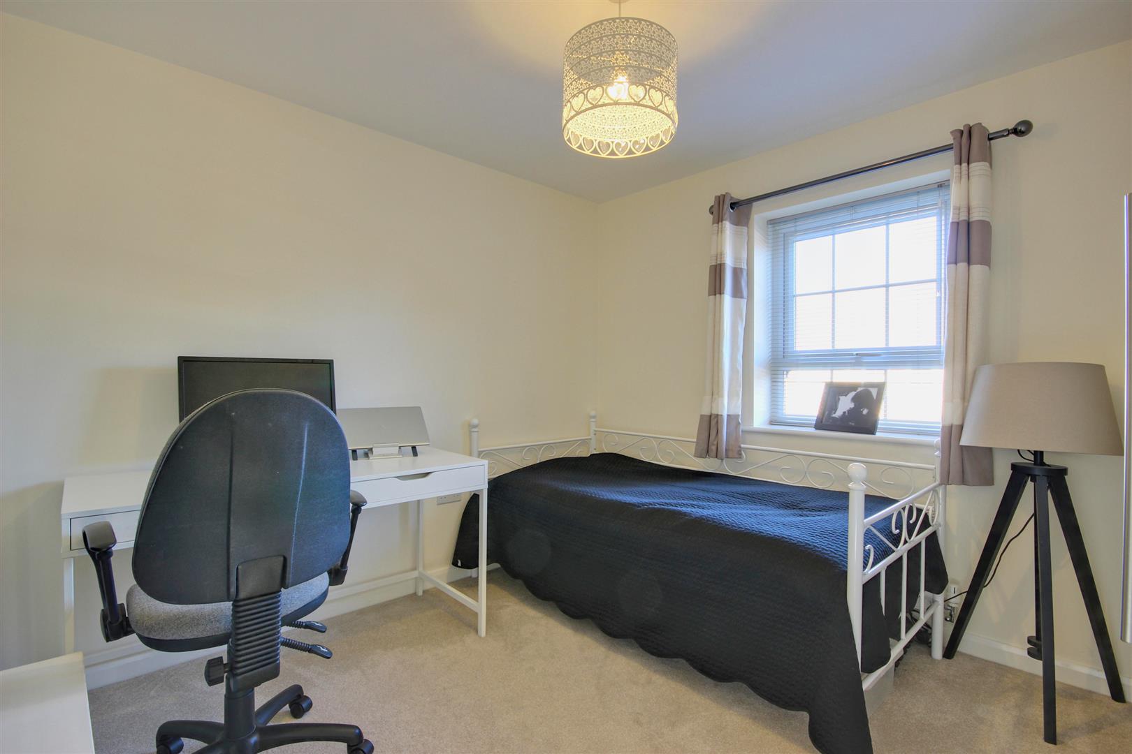 Property in Greenwich Park, Hull, HU7