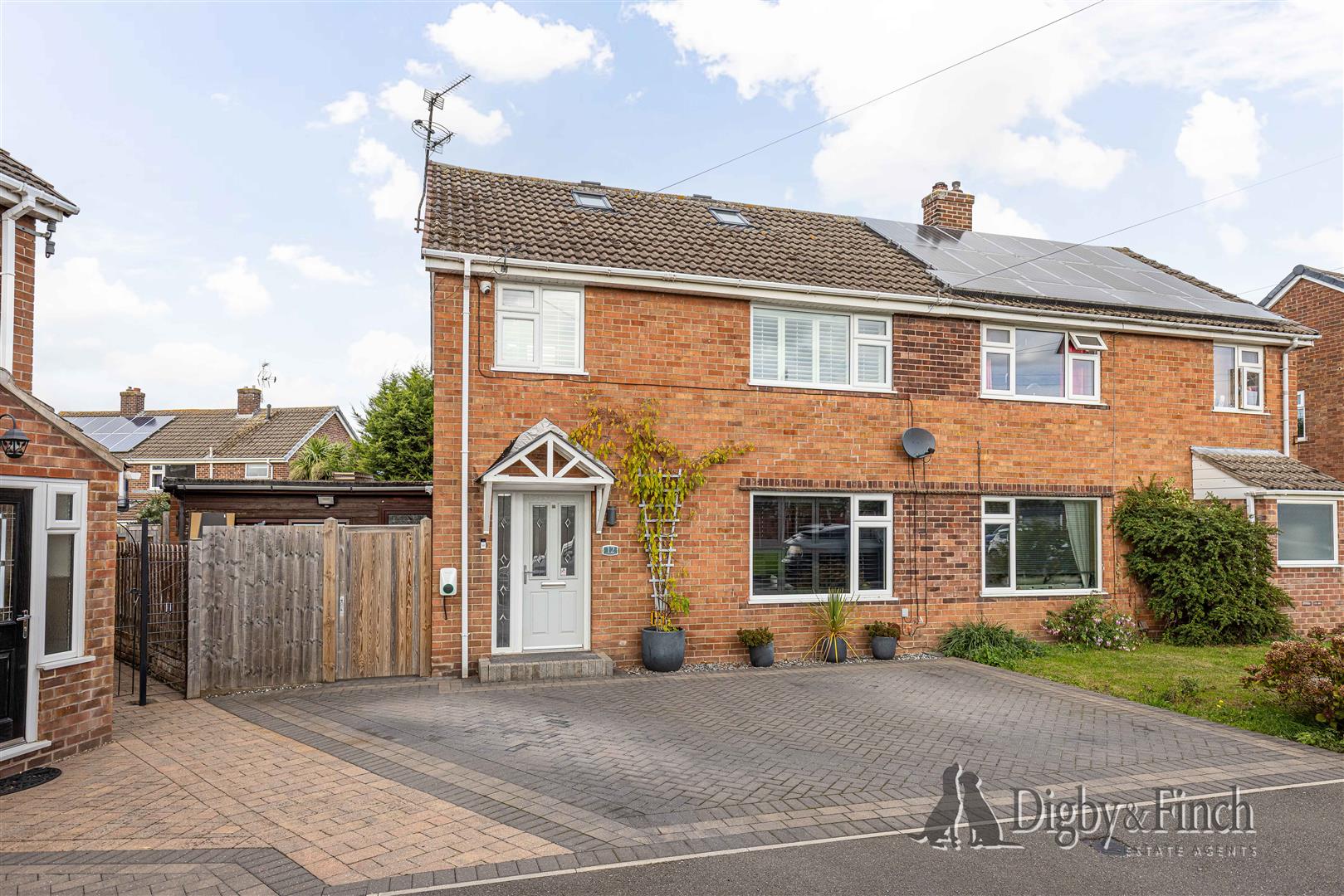 Barrington Close, Nottingham, NG12