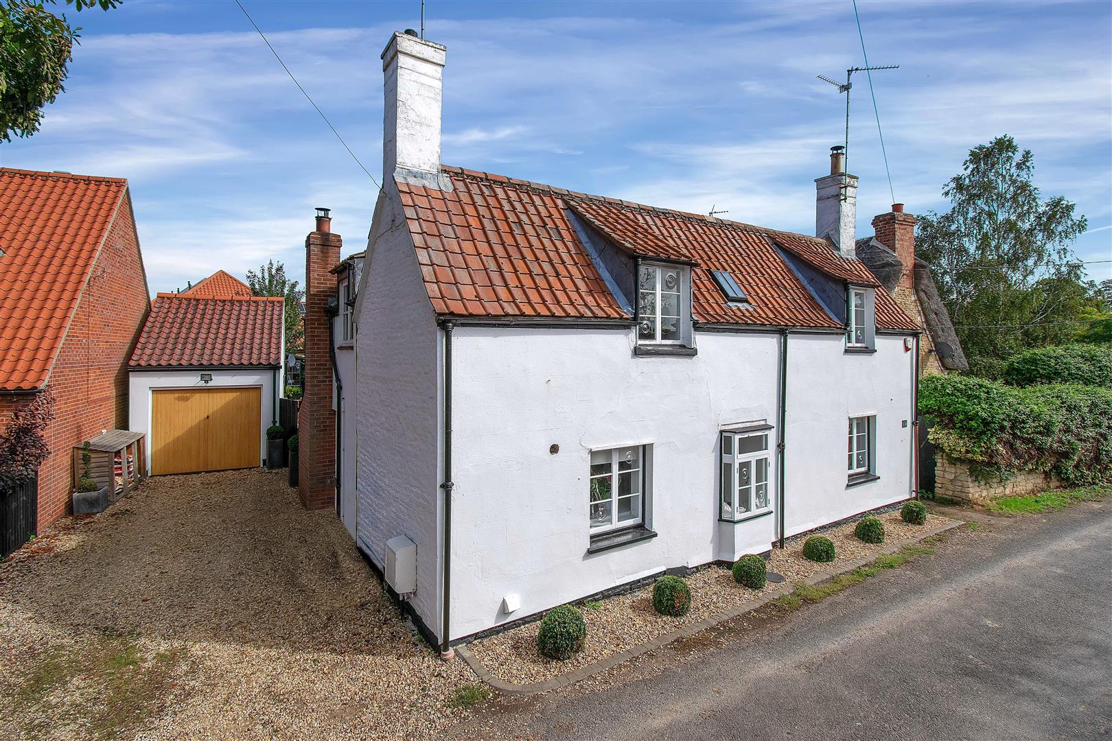 Property in Allotment Lane, Castor, PE5