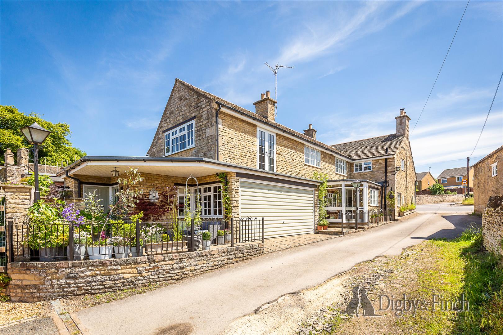 Estate Agents Nottingham & Stamford Digby & Finch Estate Agents