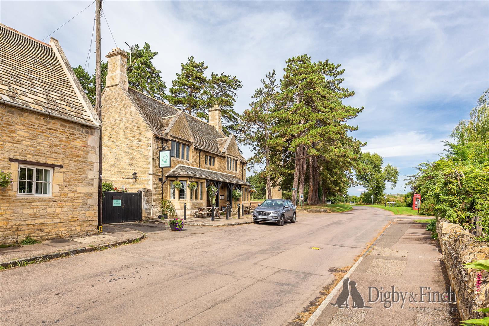 Property in 4 Manor Farm, Apethorpe Peterborough, PE8