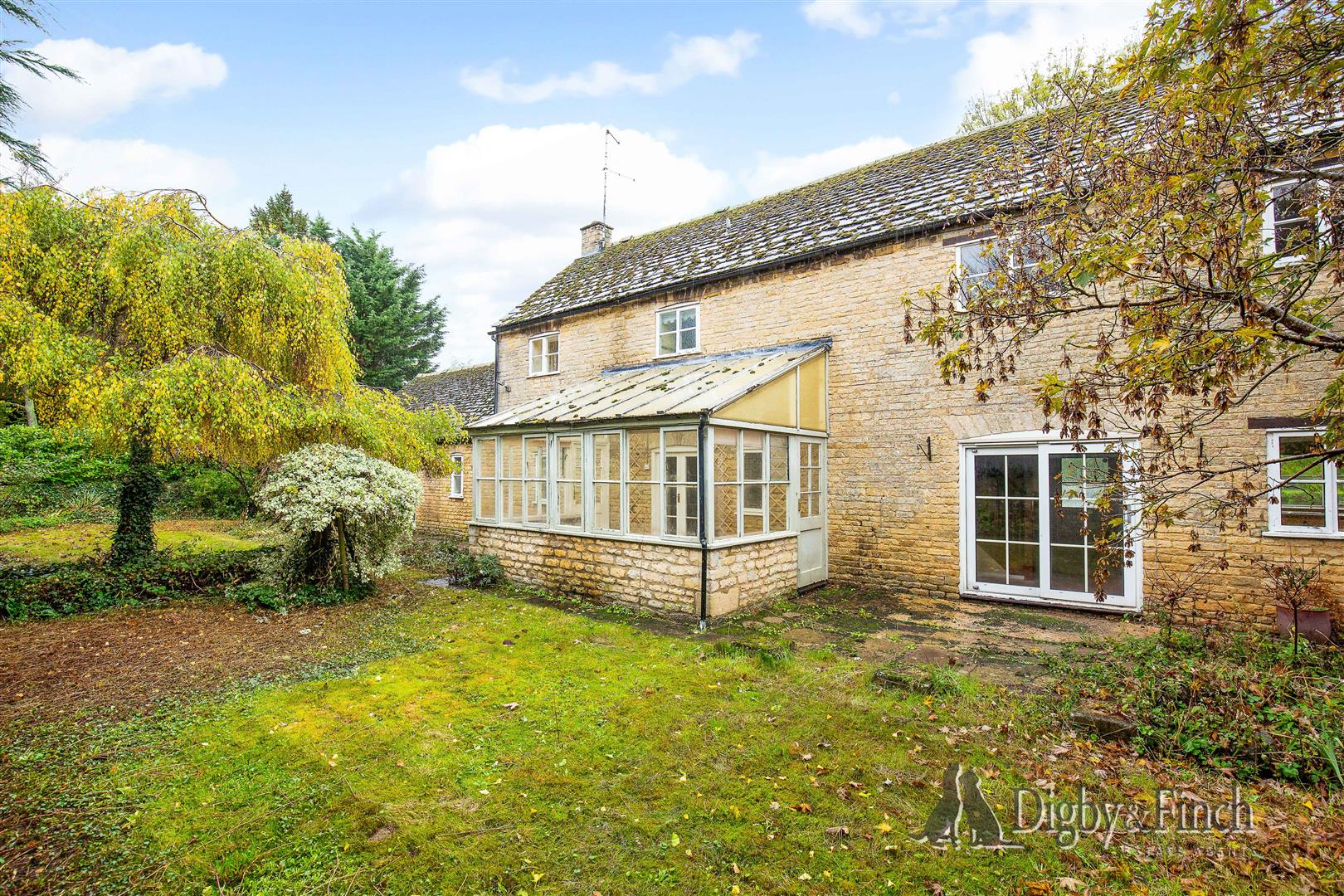 Property in Bainton Green Road, Stamford, PE9